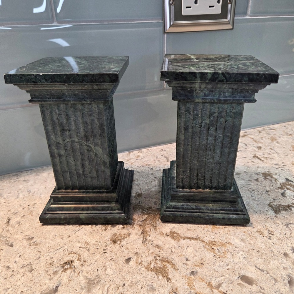 VTG Andrea by Sadek Green Marble Pedestal Bookends Fluted Column Display Stands
